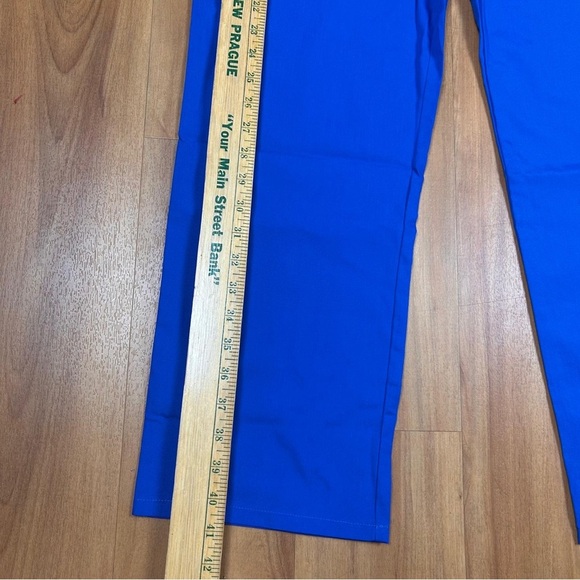 Cherokee Unisex Medical Scrubs Set Blue V-Neck Top & Pants Uniform for Men/Women - Picture 13 of 13